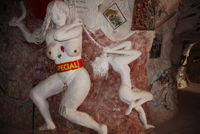 Crocodile Harry's Nest, Coober Pedy