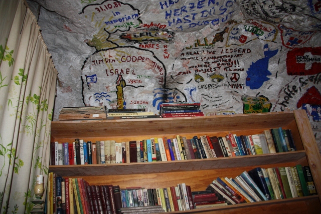 Crocodile Harry's Nest, Coober Pedy