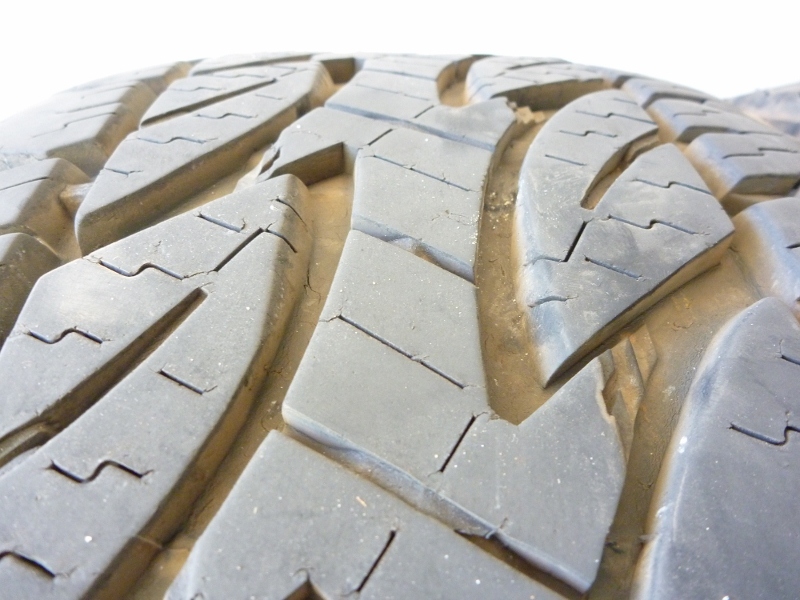 also known as bridgestone Revo 2