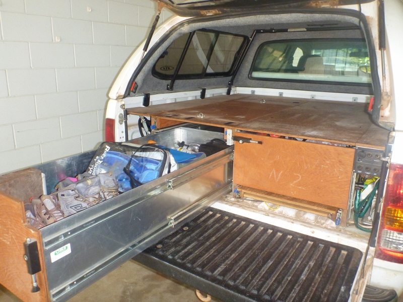 Hilux tray with drawer out
