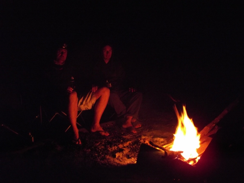 campfire at shady camp, mary river national park