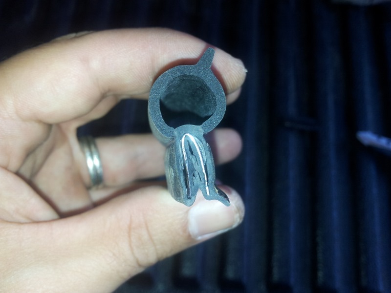 tail gate dust proof seal cross section tail gate dust proof seal cross section