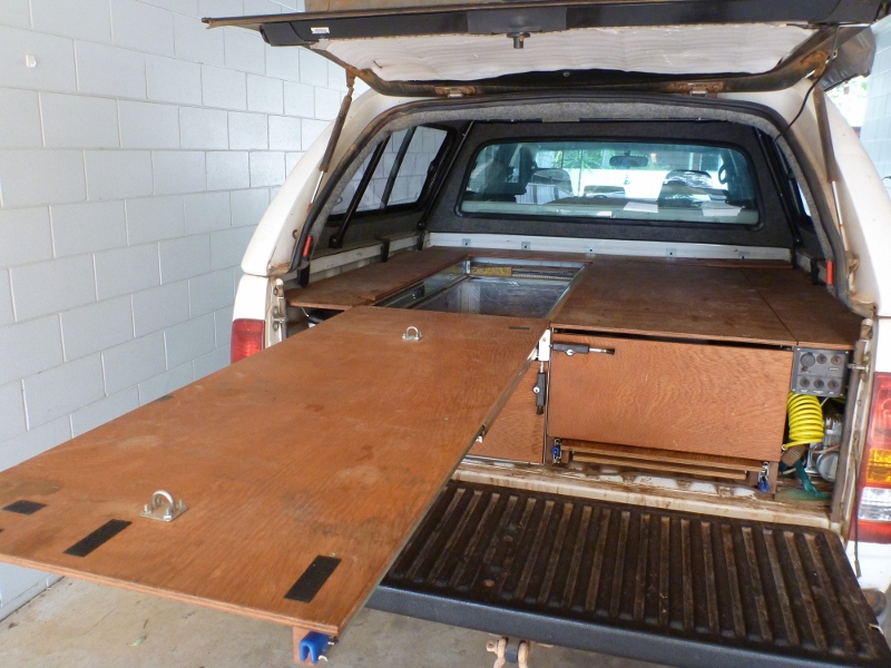 4wd camping fridge slide extended