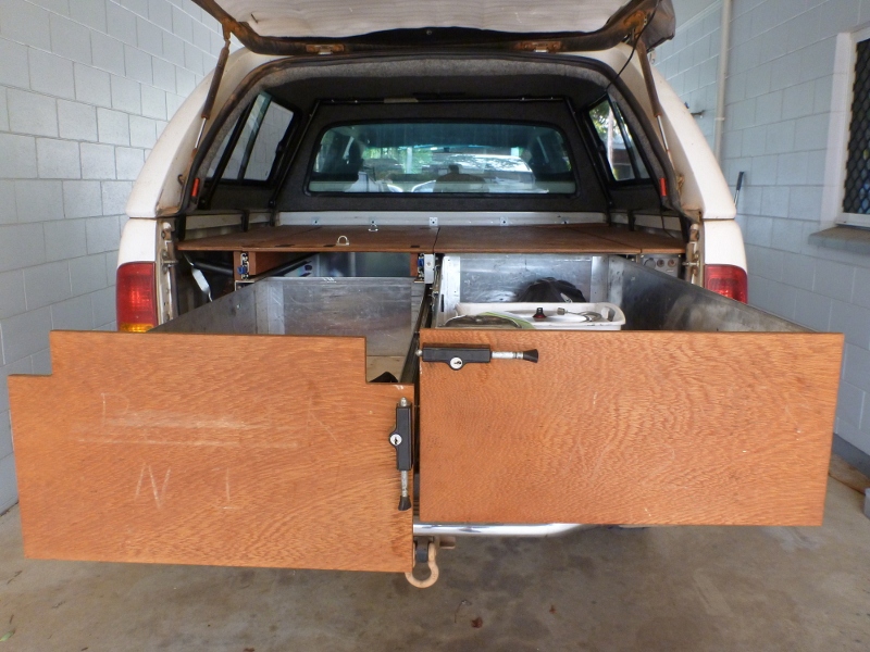 4wd hilux storage drawers both extended