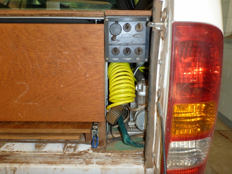 right side storage drawers