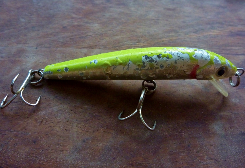 well used cheap lure