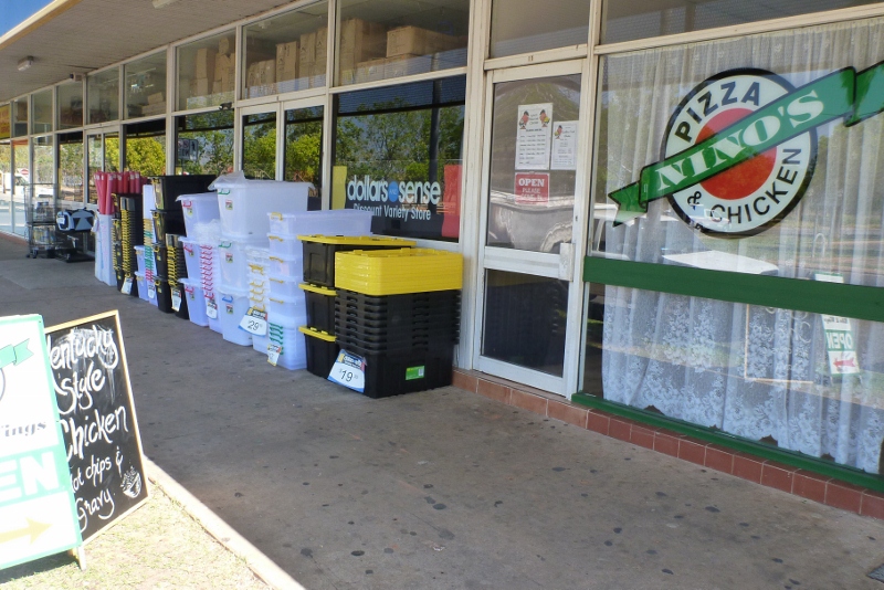 nino's pizza and chicken