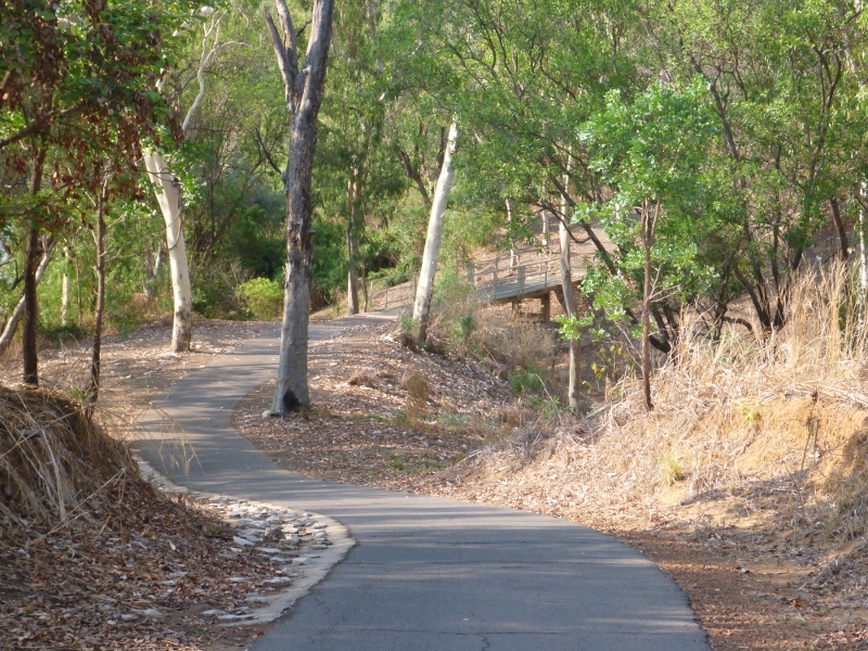 katherine river bike track