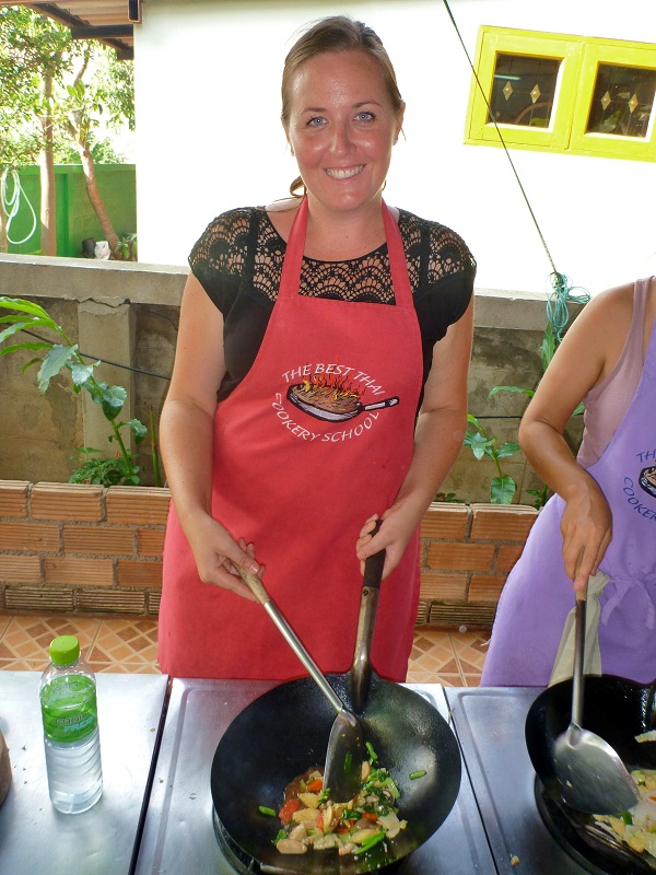 sharni making stir fry