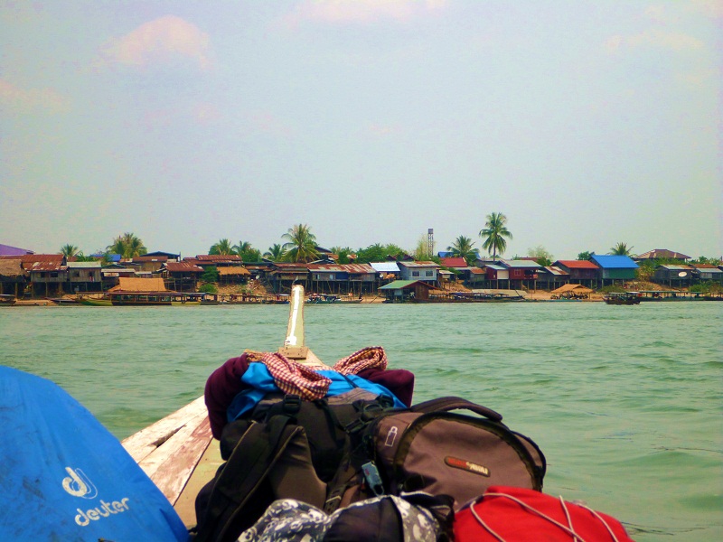 boat back to laos mainland