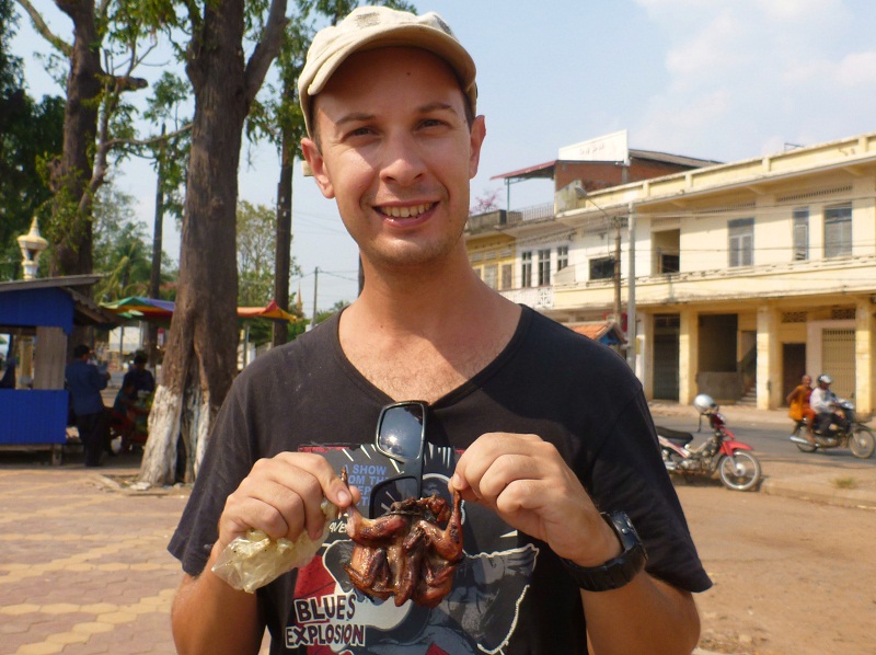 eating quail in kratie