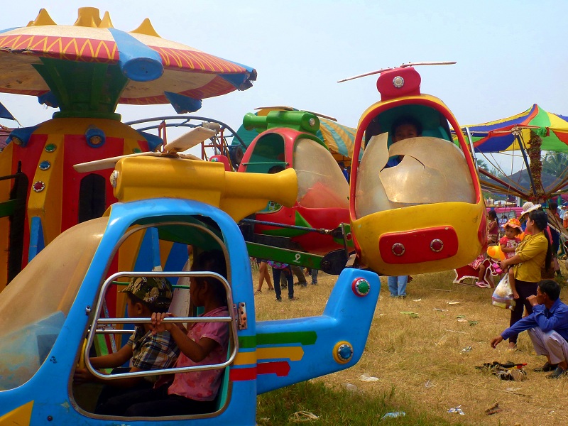 kids rides in luang prabang