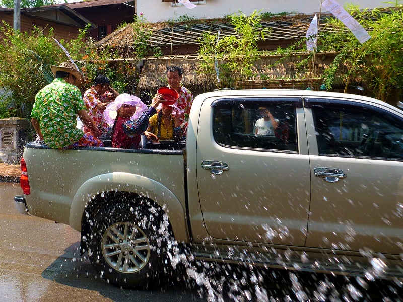 laos new year luang prabang