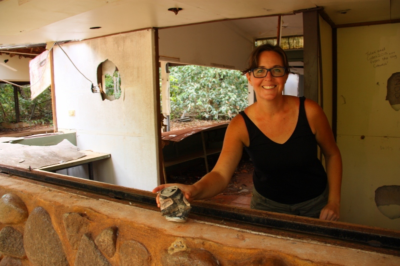 sharni serving bundi at Pajinka resort