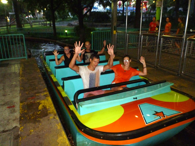 six flags over texas