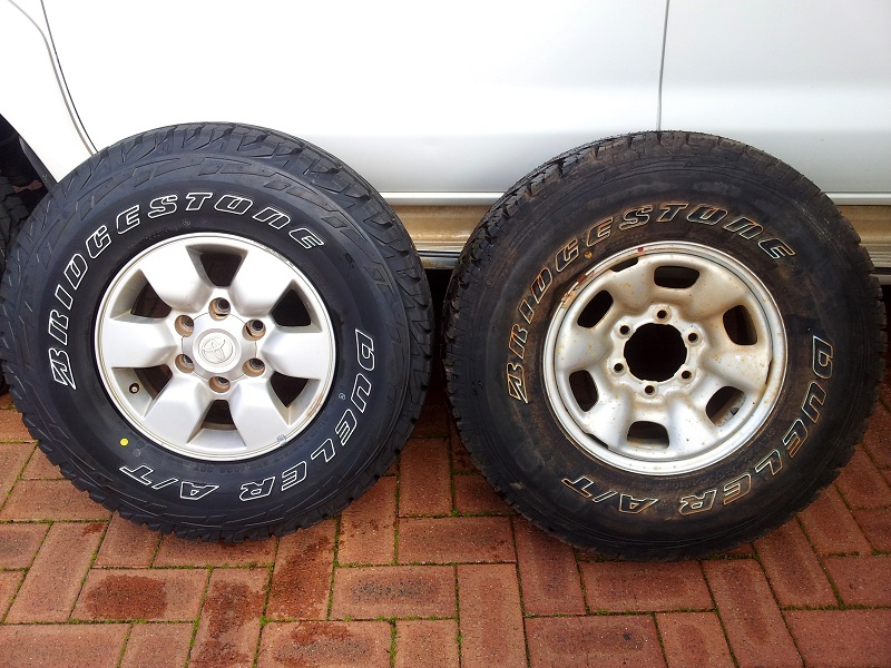 bridgestone dueler D697 vs D694
