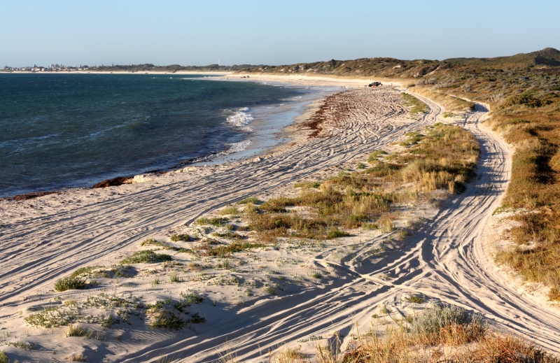 beach up to ledge point