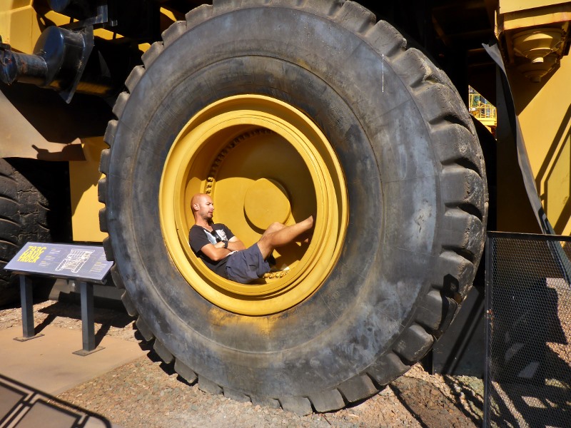 kalgoorlie haul pack wheel