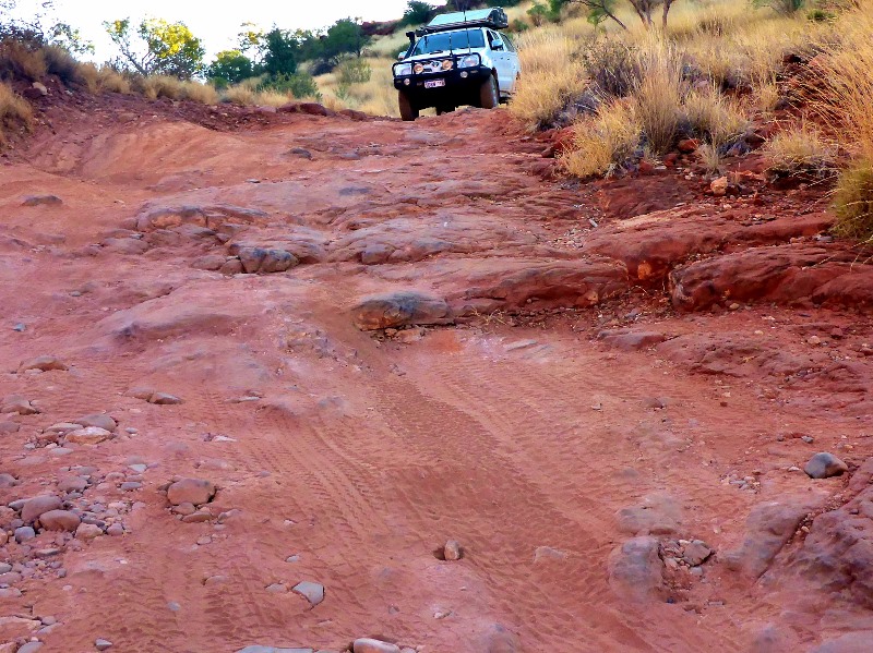 palm valley rocky track