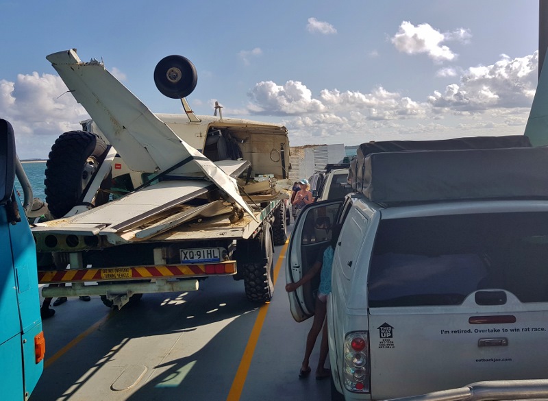 fraser island plane crash wreck